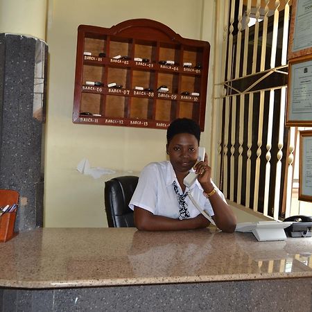 Barcelona Lodge Bagamoyo Esterno foto