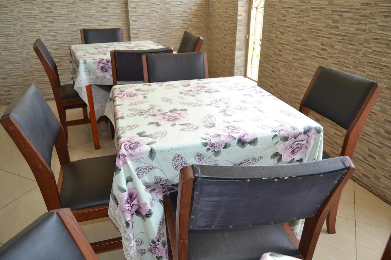 Barcelona Lodge Bagamoyo Esterno foto